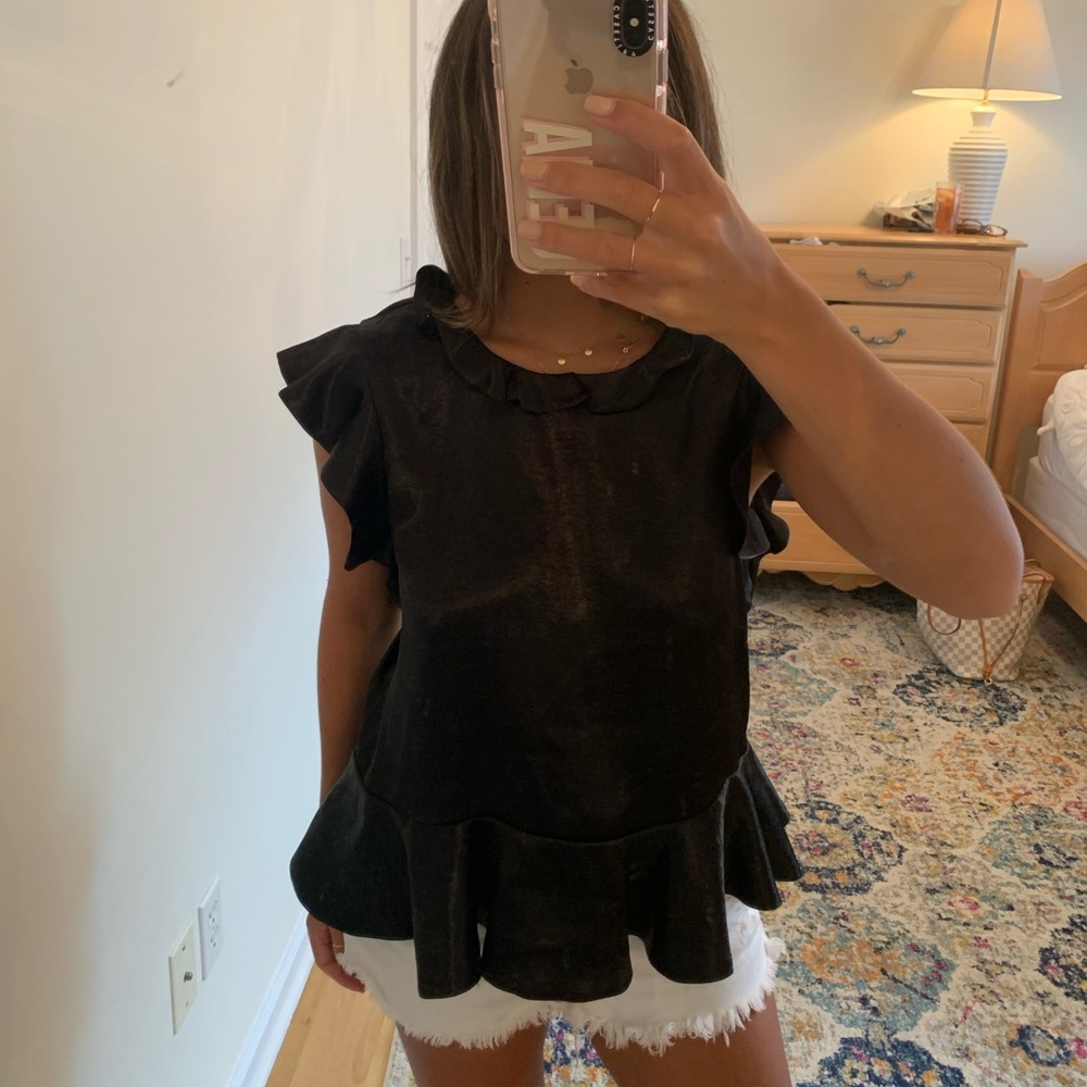Black ruffle peplum tank top!